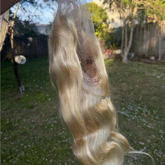 NEW 26โ 613 Blonde HD Lace Frontal Wig โ 13x6, 200% Density human hair - Picture 3 of 5